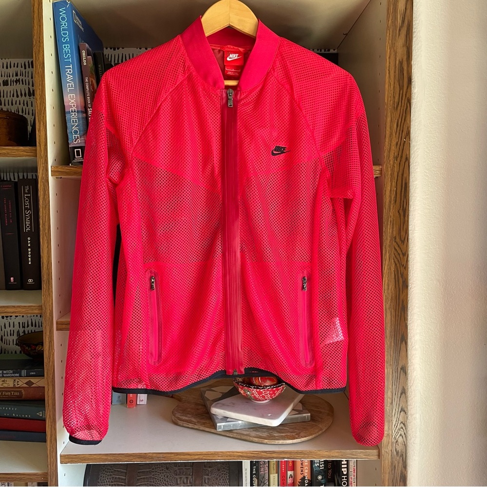 Nike Red Mesh Bomber Jacket Sporty Lightweight Running Design